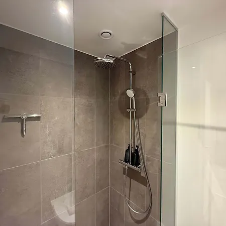 Luxury With Harbor Views 2 Apartament