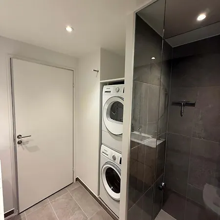 Luxury With Harbor Views 2 *
